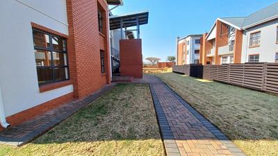 Apartment / Flat For Rent in Glen Marais, Kempton Park