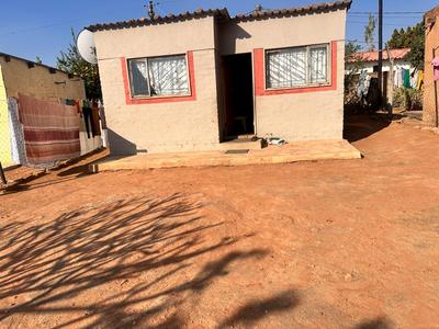 House For Sale in Mabopane, Mabopane