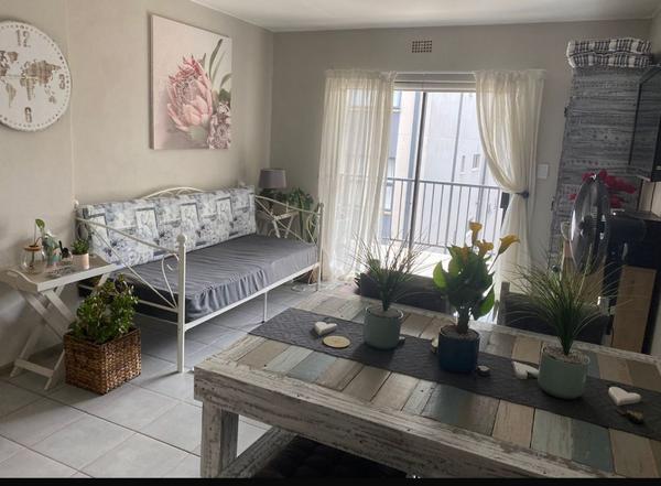 Apartment / Flat For Rent in Clubview, Centurion